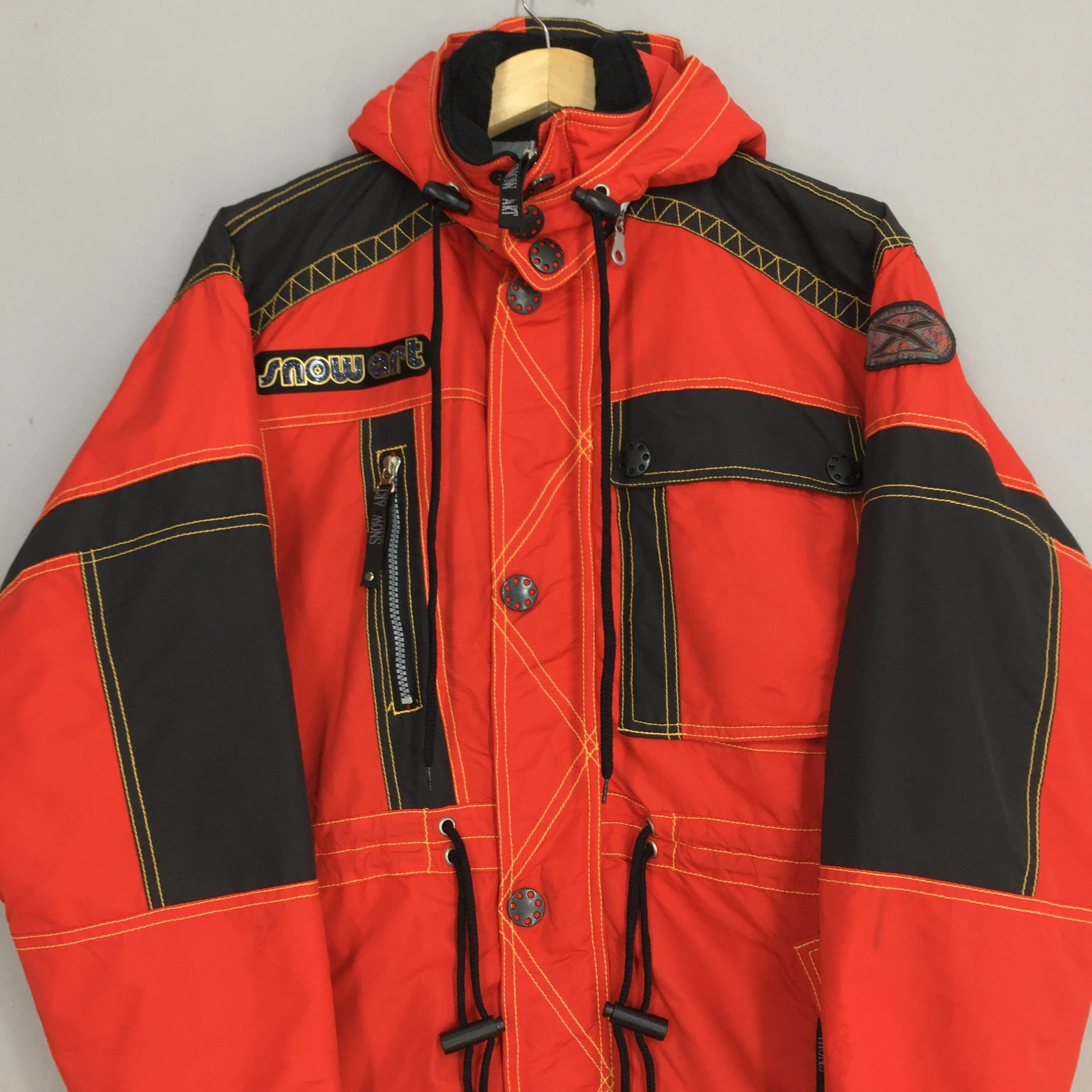 Snow Art Hooded Ski Wear Jacket Medium